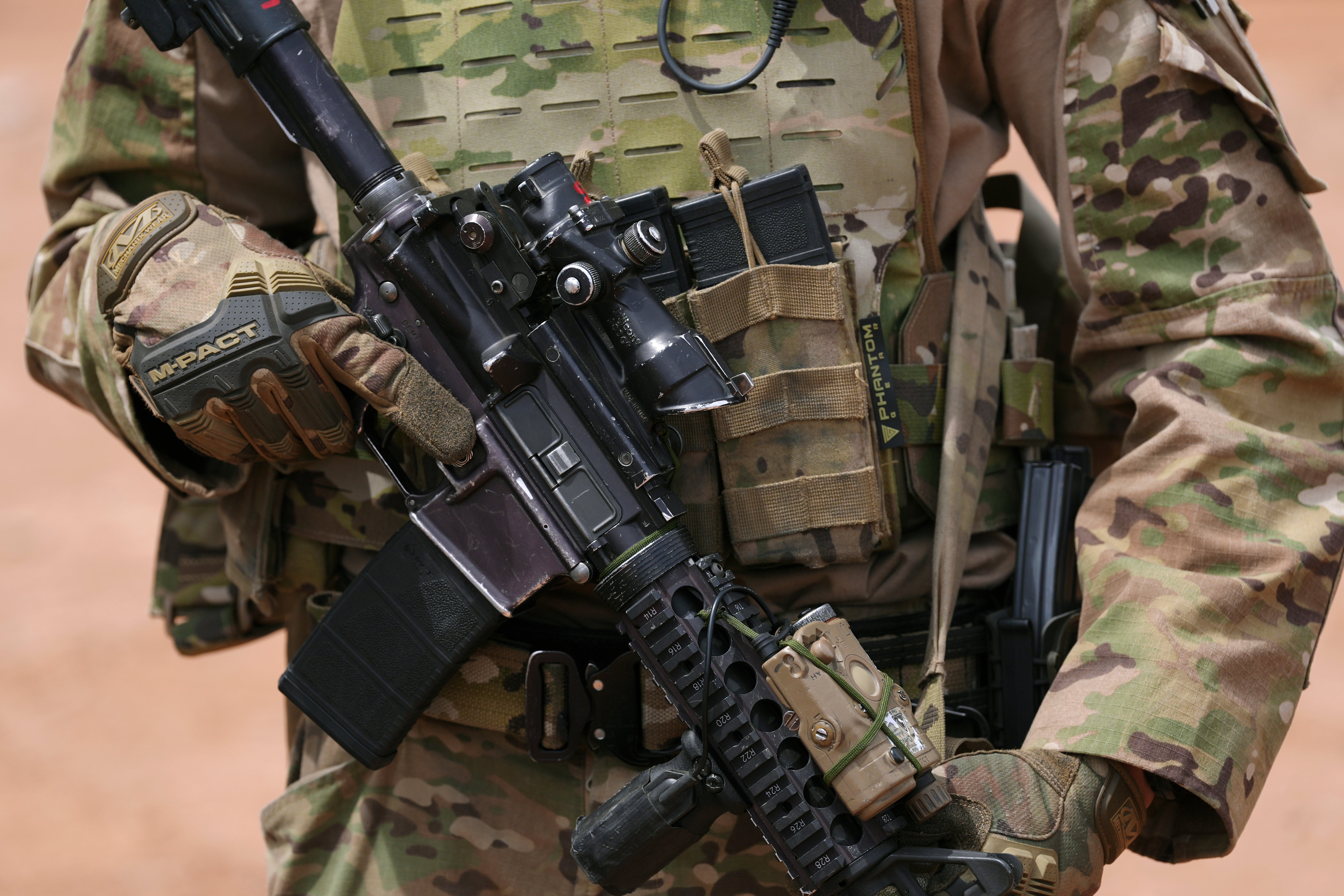 TRUMP-FRONTERA-MILITARES