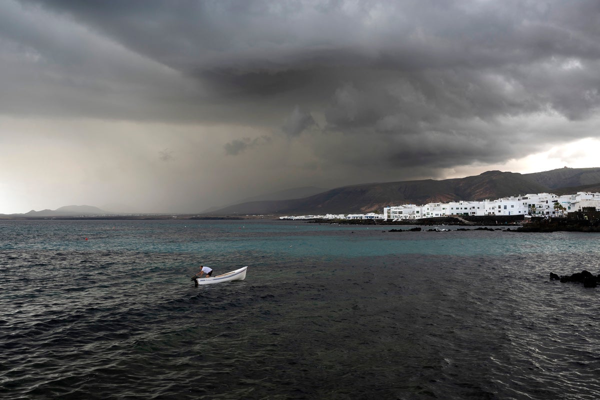Warning for tourists as storms forecast for holiday hotspot