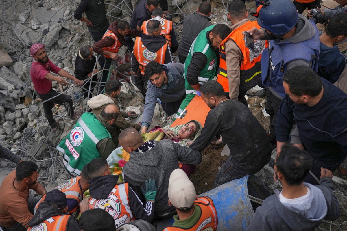 Middle East latest: Israeli strike on Kuwaiti Field Hospital in Gaza kills medic and wounds several