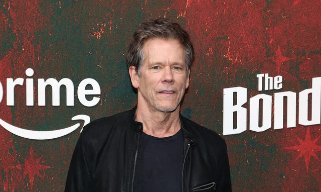 <p>Kevin Bacon starred in the 1998 erotic thriller 'Wild Things' as Sgt. Ray Duquette</p>