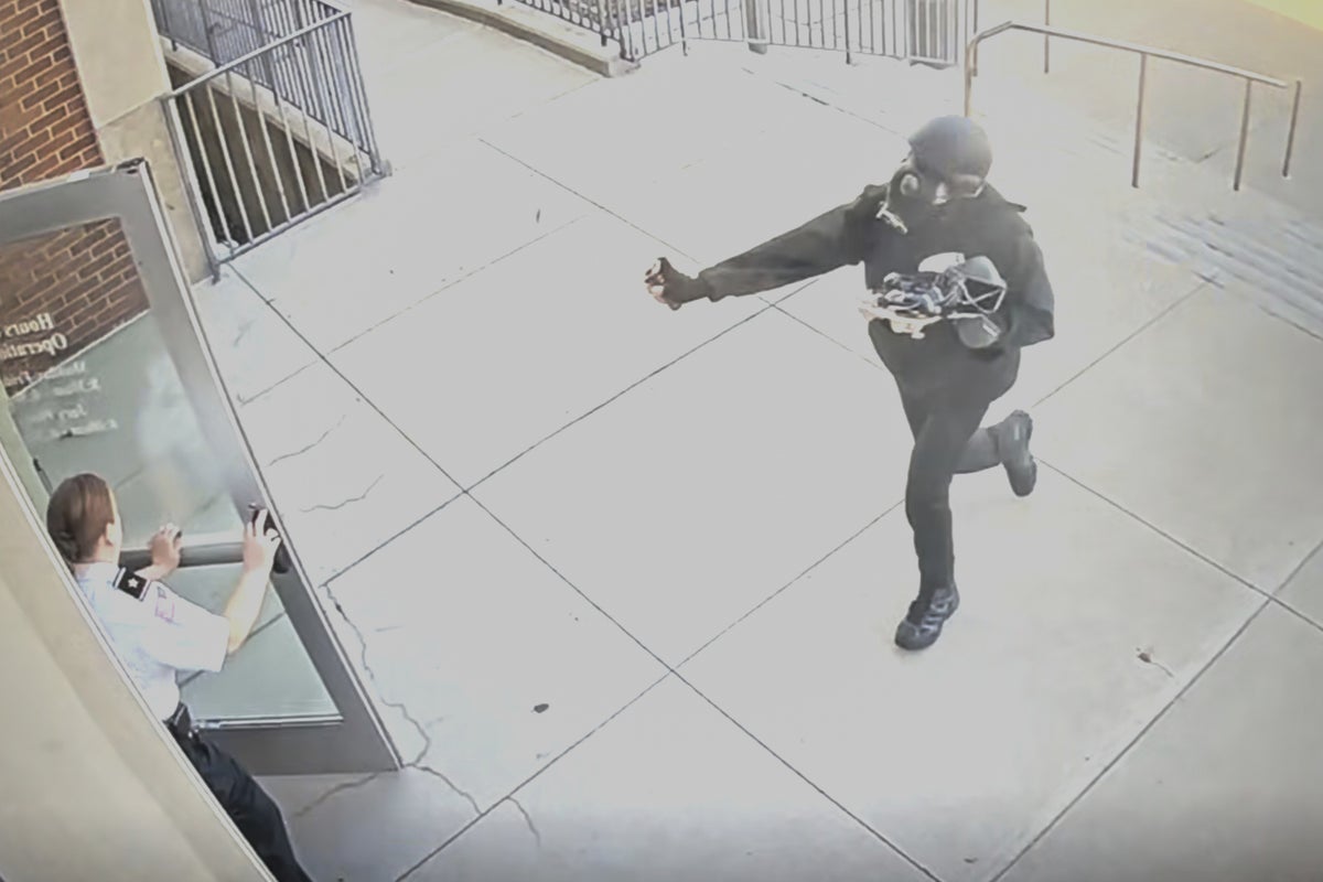 Man is arrested after spraying pepper spray at officers in a Boston-area courthouse, police say