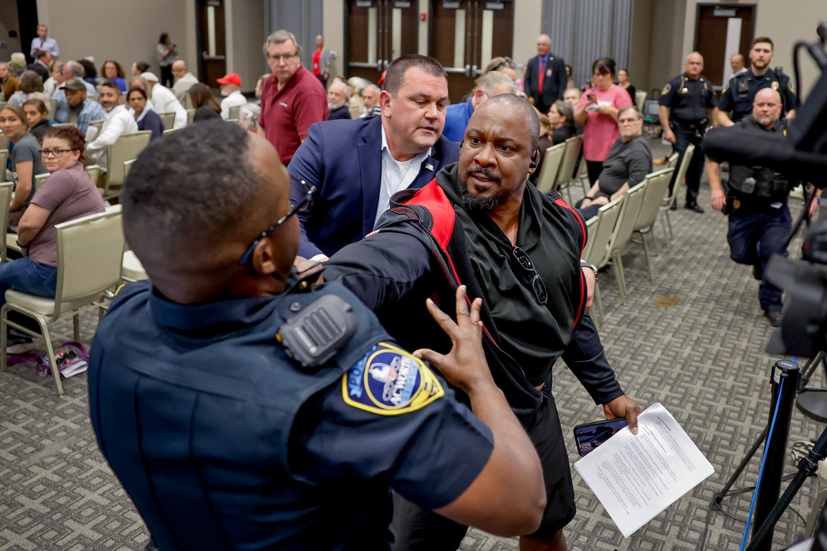 Protester tased as Marjorie Taylor Greene’s town hall repeatedly disrupted
