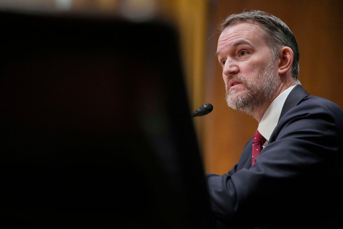 White House threatens Colombia over regulations affecting US auto exports
