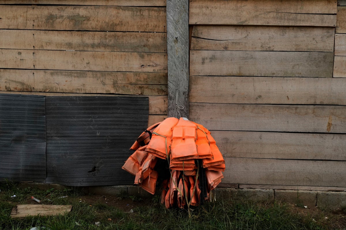 Photos of Panamanians who say their migrant-related businesses have dried up