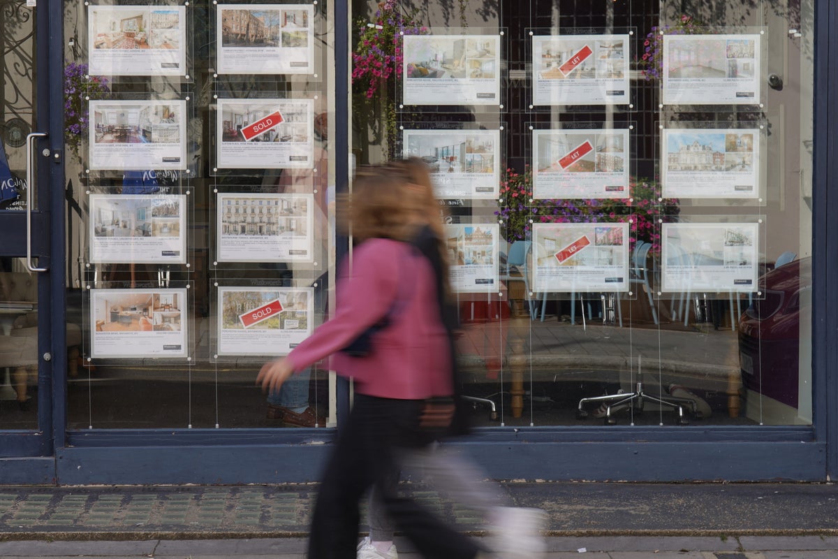 UK house price growth accelerates as buyers ‘rushed’ to beat stamp duty rises