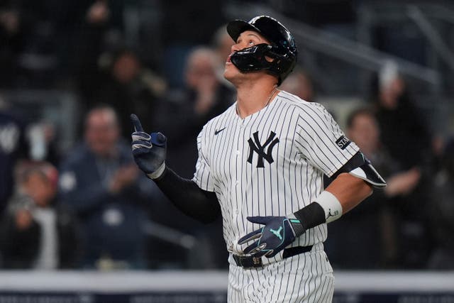 REALES-YANKEES