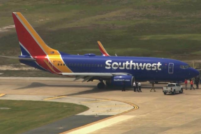 Plane-Evacuated-Engine-Fire