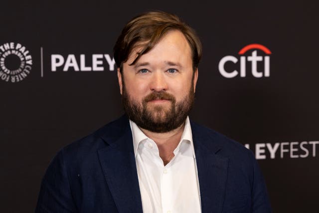People-Haley Joel Osment