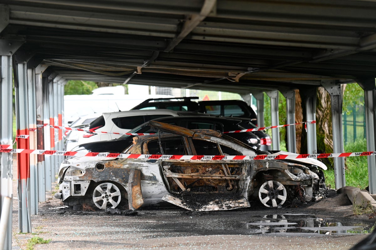 ‘Drug-dealing scum’ behind string of French prison attacks, claims minister
