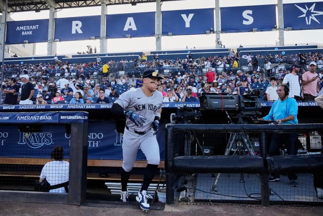 YANKEES-CASA PRESTADA