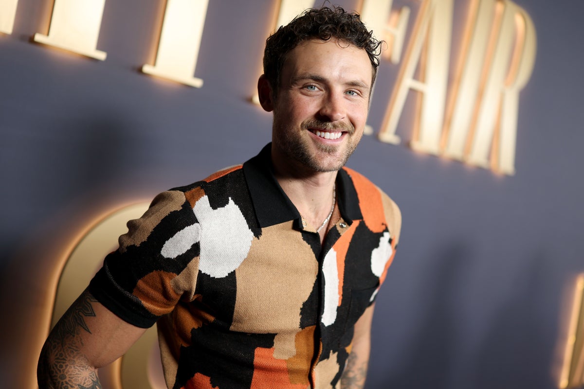 Zac Efron’s brother Dylan saves two women from drowning in Miami Zac Efron’s brother Dylan saves two women from drowning in Miami