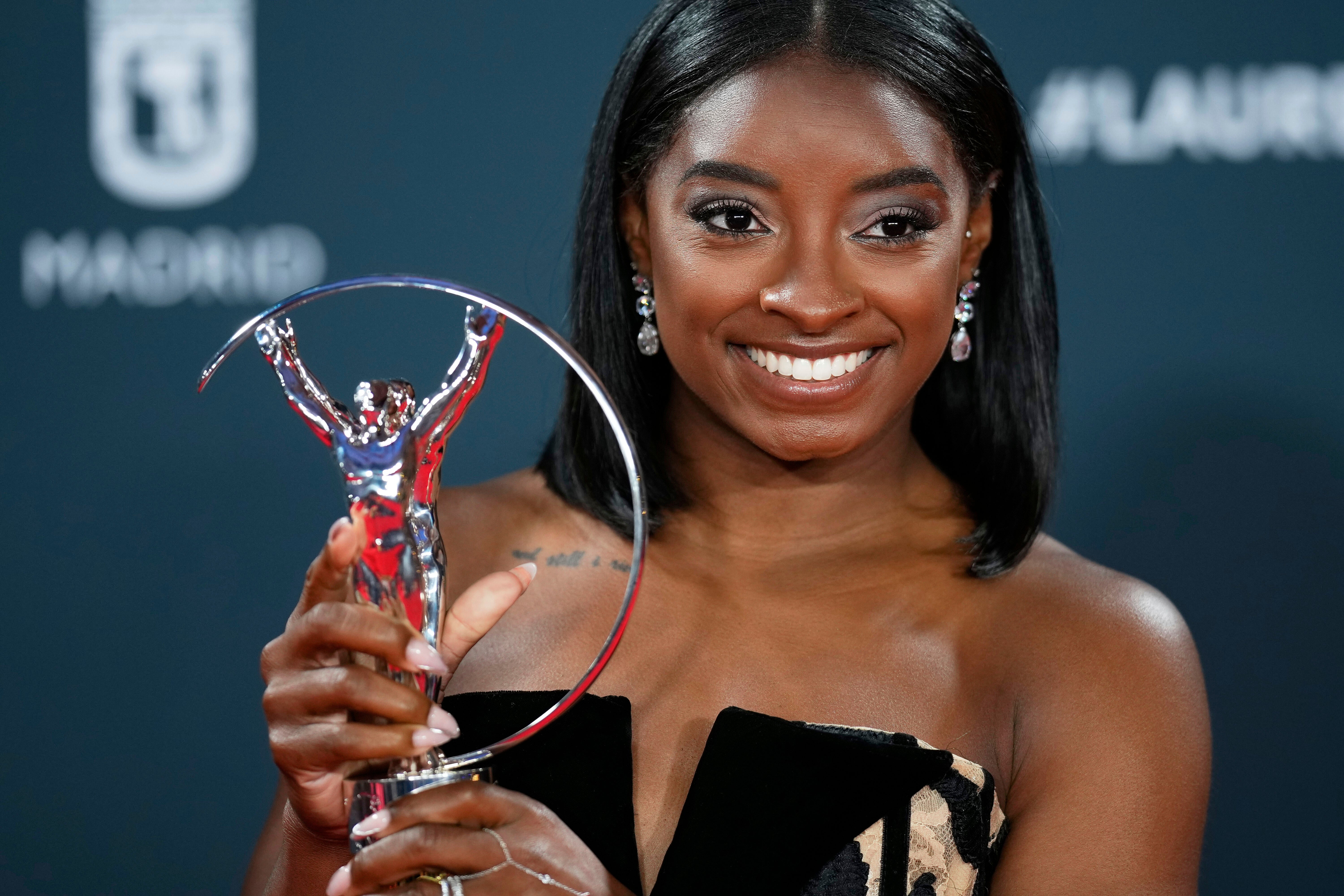 SIMONE BILES