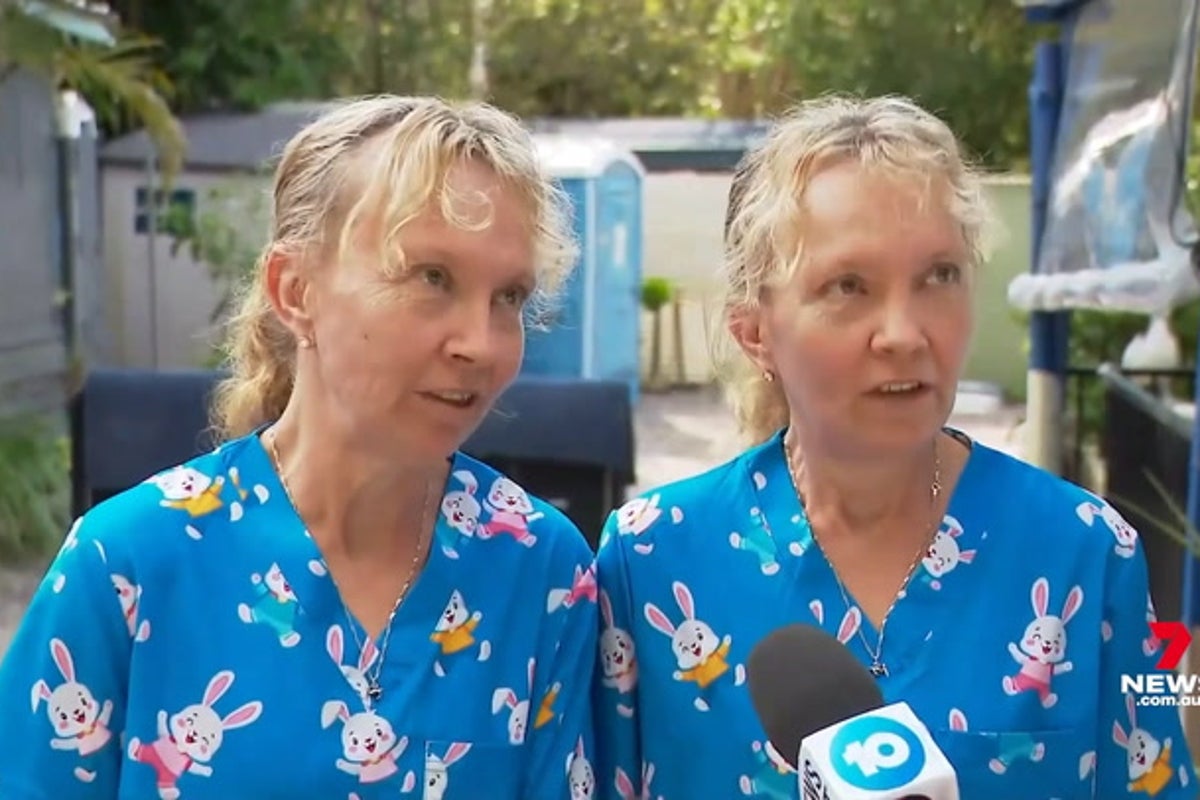 Watch: Australian identical twins talk in unison about Queensland car jacking in viral clip