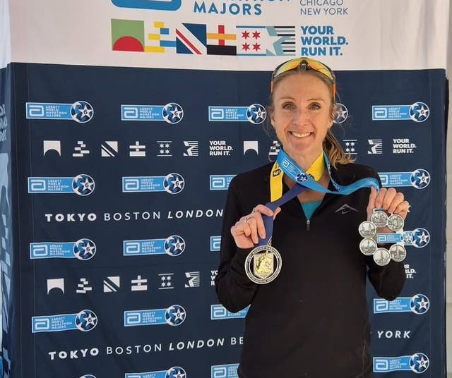 <p>Radcliffe received the Six Star Medal given to finishers of all six world marathon majors </p>