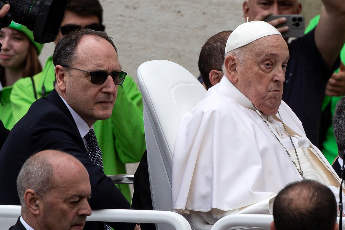 Pope Francis' final words of thanks to nurse revealed as funeral plans  begin | The Independent