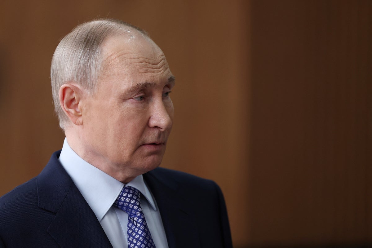 Ukraine-Russia war live: Putin suggests first direct peace talks with Zelensky ahead of London summit