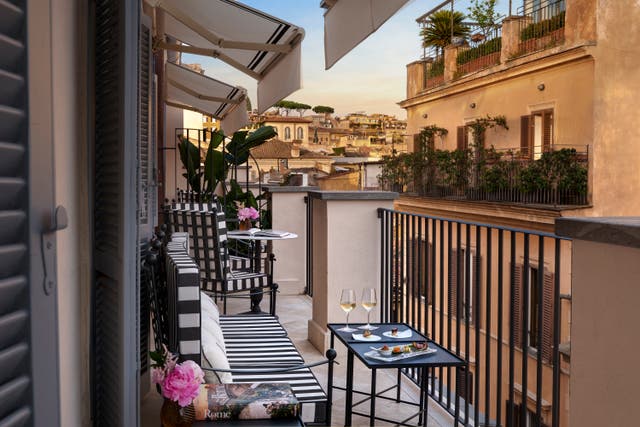 <p>From Hemingway to Hepburn, stay as the elite once did at Hotel d'Inghilterra </p>
