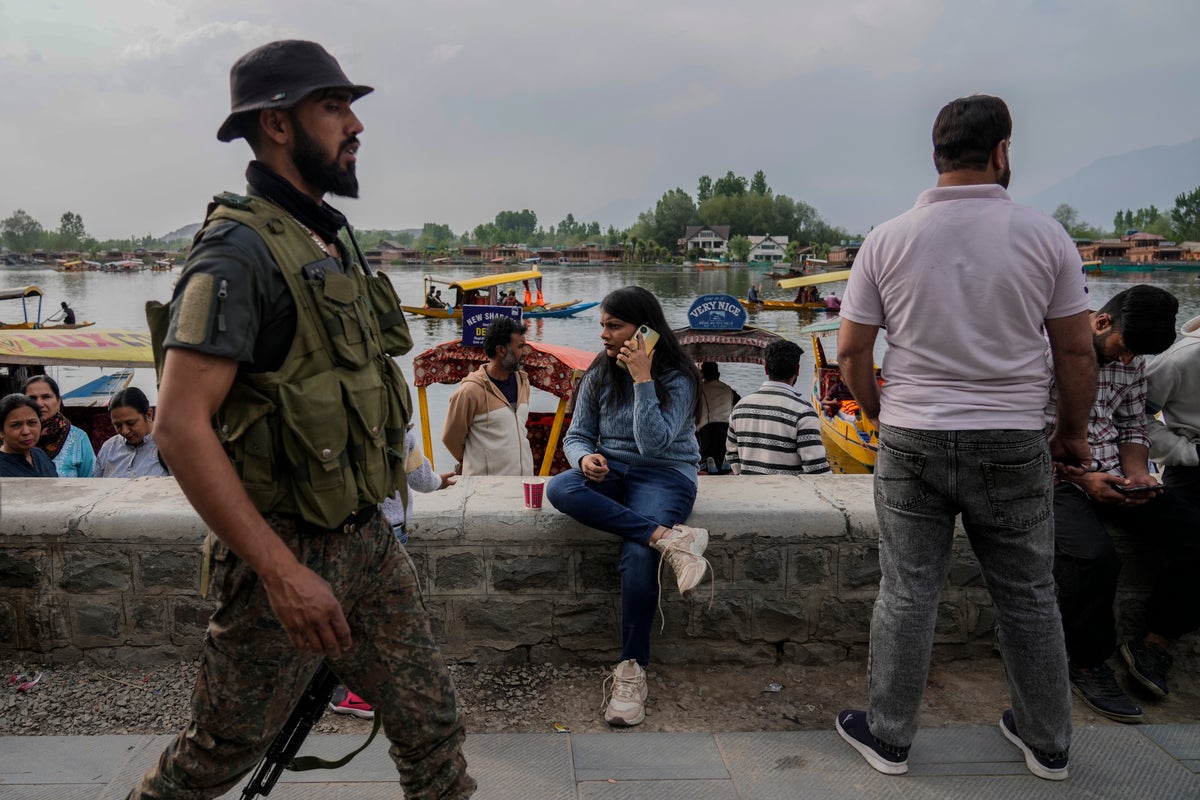 What we know about the deadly attack on tourists in Kashmir
