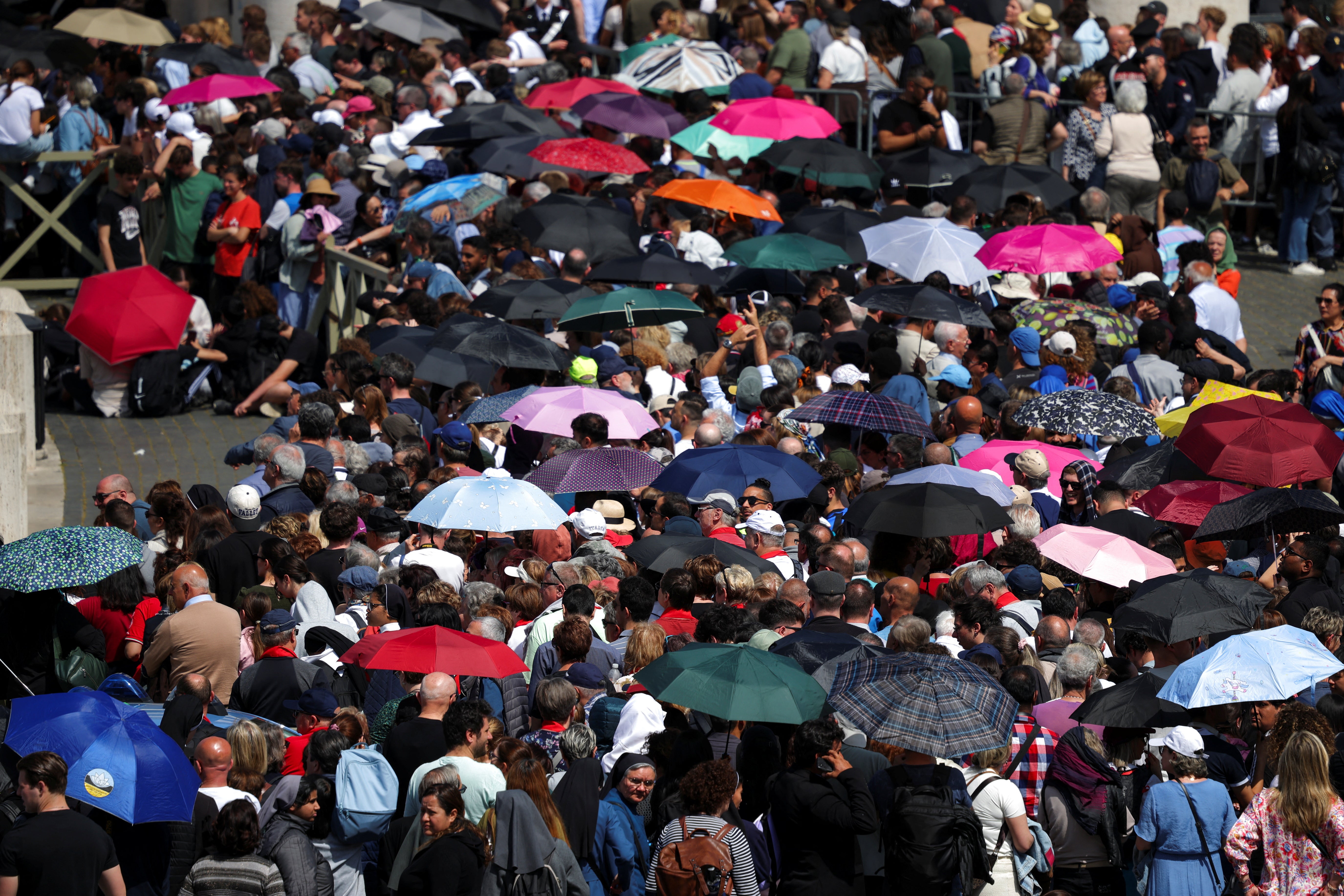Faithful queue to enter St. Peter's Basilica