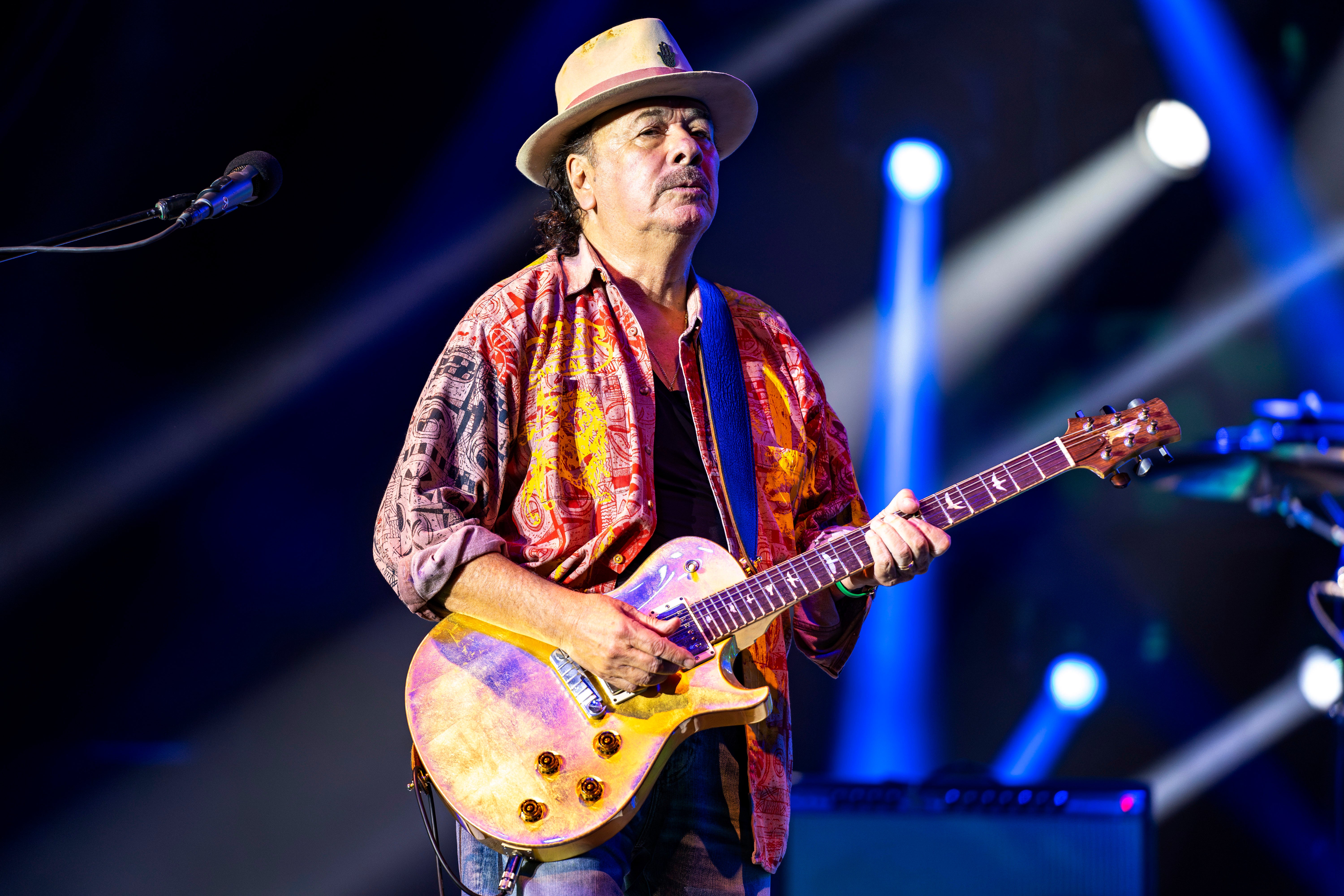 CARLOS SANTANA