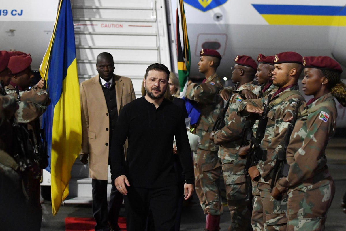 Ukraine's Zelenskyy arrives in South Africa for state visit following Trump's renewed criticism