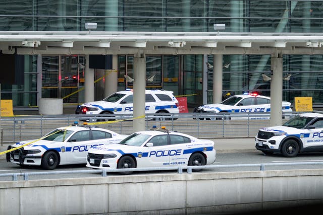 CANADA AEROPUERTO TIROTEO