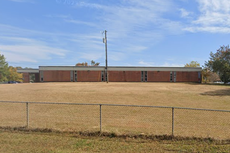 Parents outraged after ‘whites’ and ‘colored’ signs are posted above water fountains in Georgia elementary school