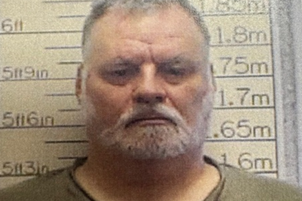 Police warn public not to approach escaped murderer Raymond McCourt