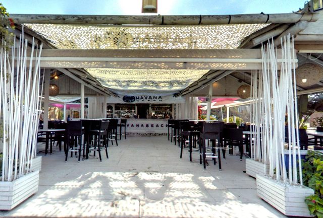 <p>Havana Beach Bar charged 50 cents extra for the ice cubes</p>