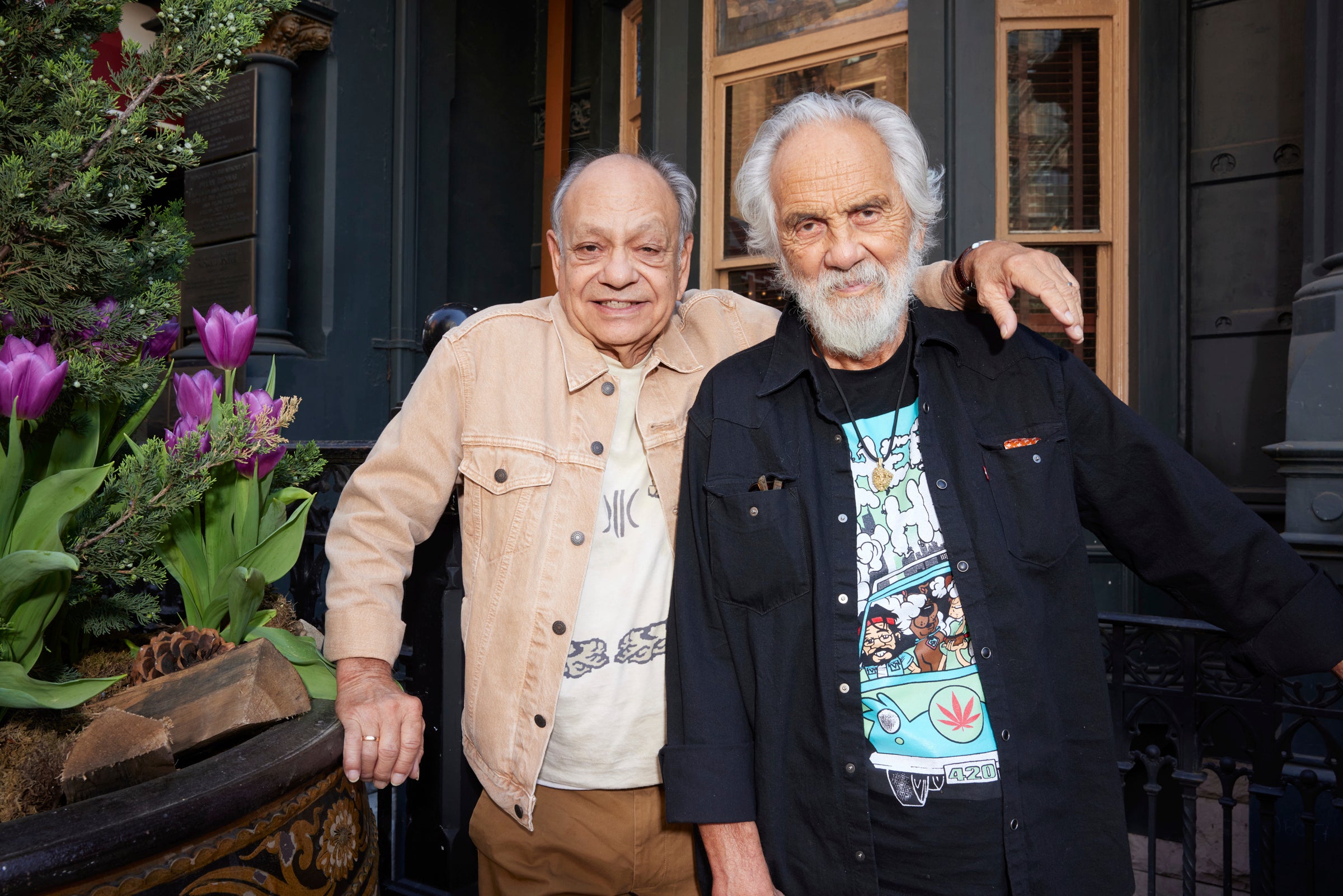 <p>Cheech Marin y Tommy Chong el 23 de abril de 2025 en Nueva York</p>