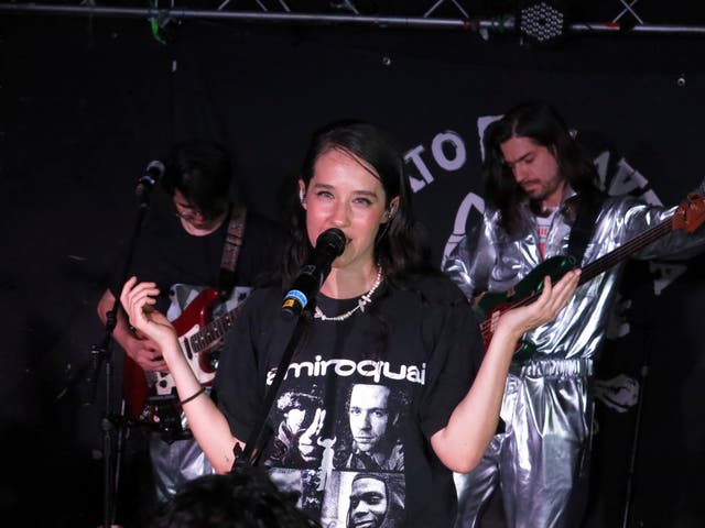 XIMENA SARIÑANA