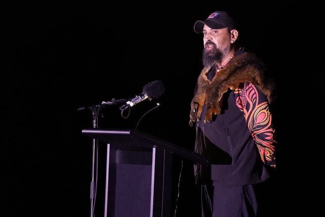 <p>Indigenous Australian Mark Brown conducts 'Welcome to Country' ceremony at Anzac memorial service in Melbourne on 25 April 2025</p>