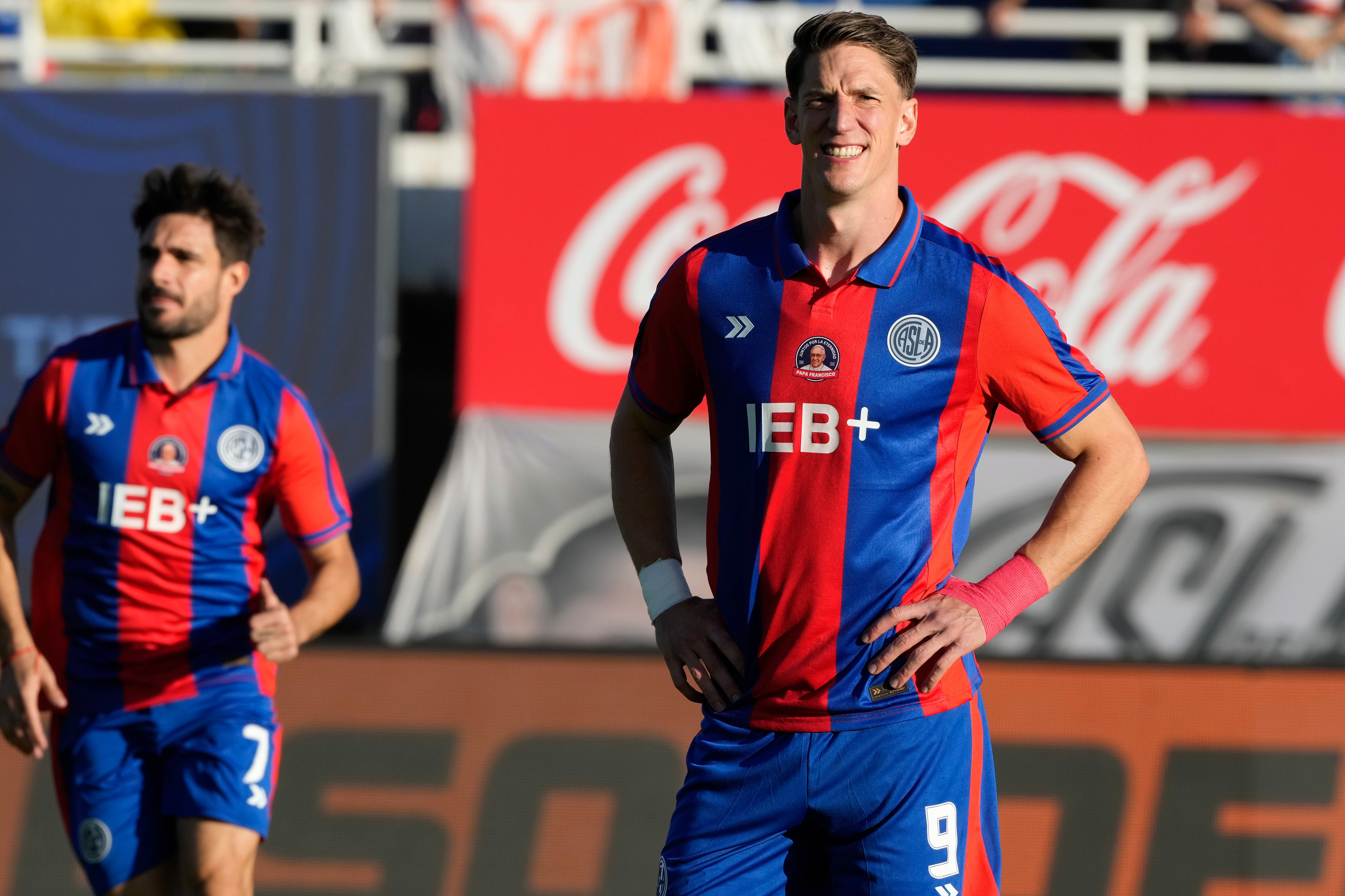 Argentina Francis Global Reax