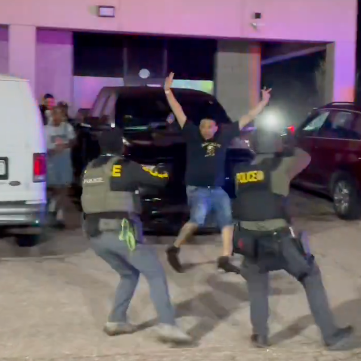 Trump praises video of Colorado raid where 100 undocumented migrants were arrested at club | The Independent