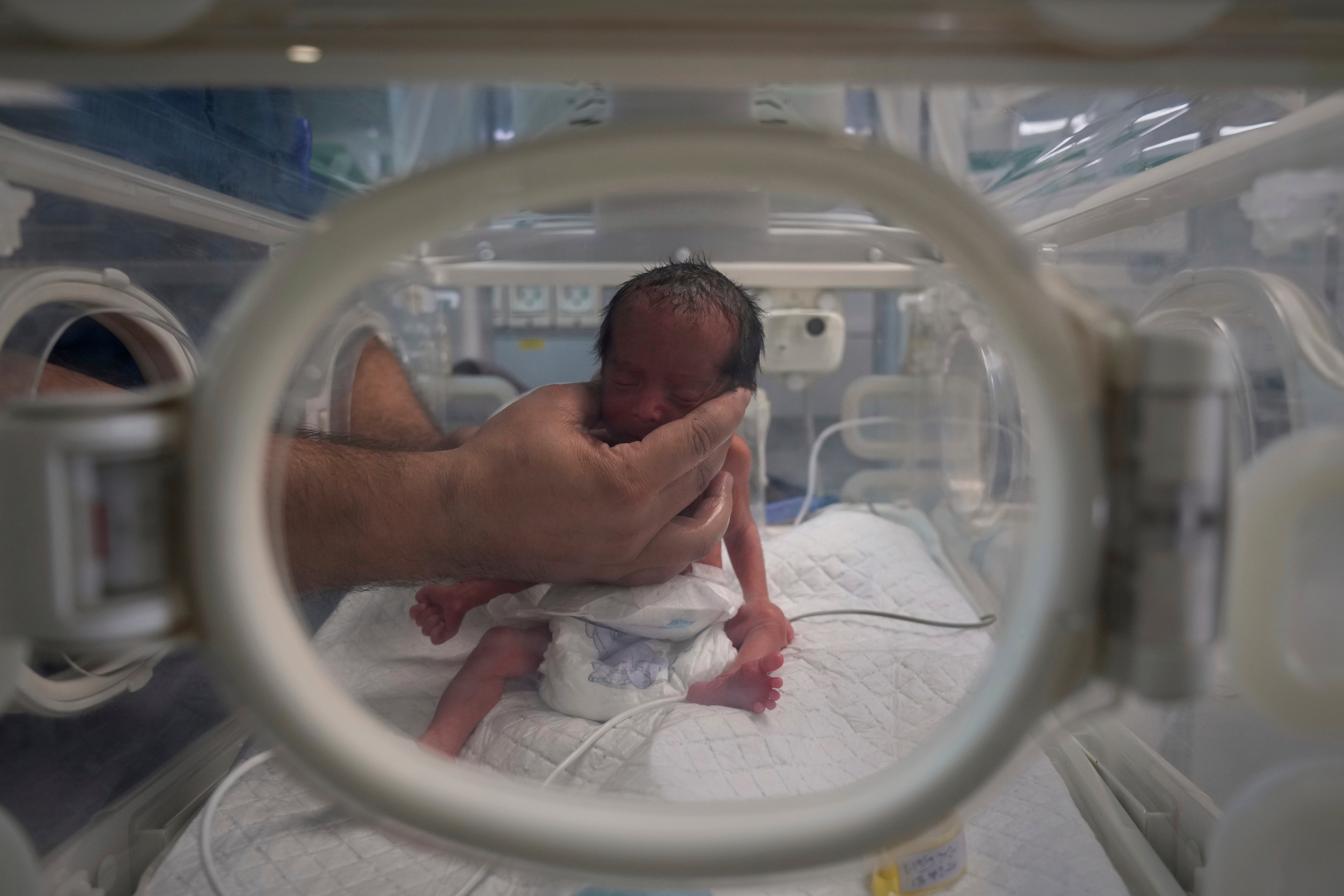 Mideast Wars Pregnant in Gaza