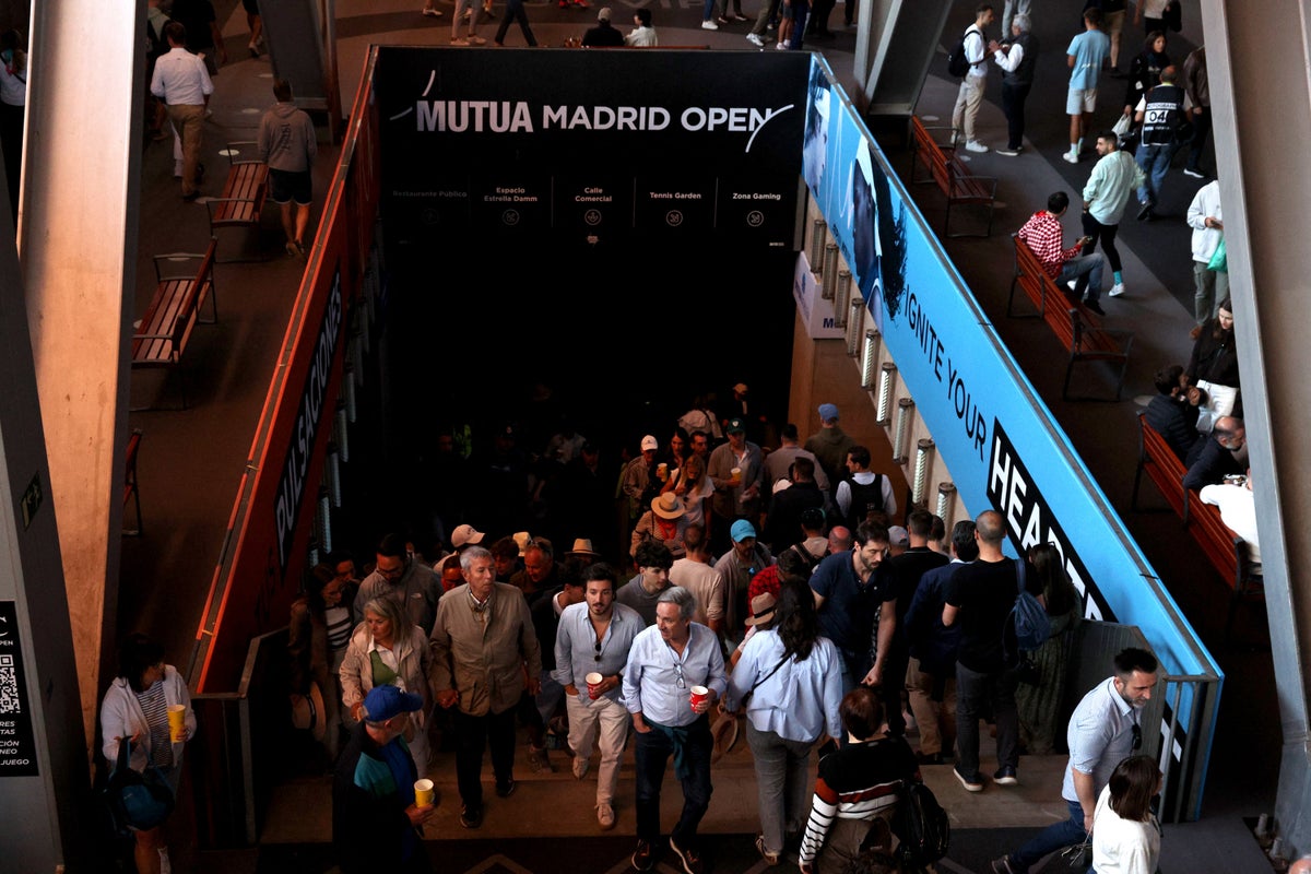 Spain-Portugal power outage live: Blackout could last up to a week due to ‘rare atmospheric phenomenon’