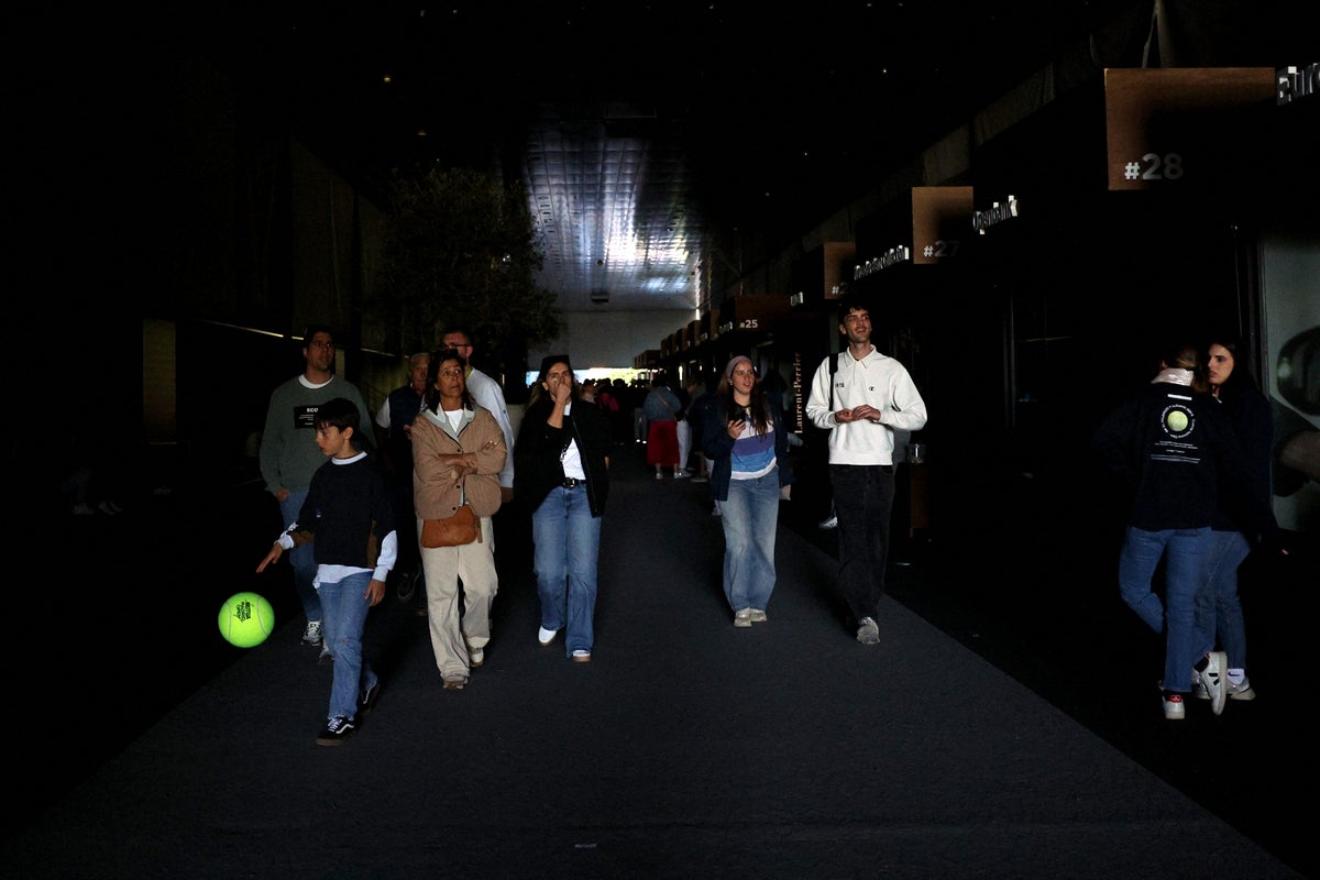 Scoreboards and cameras disabled as power outage hits Madrid Open
