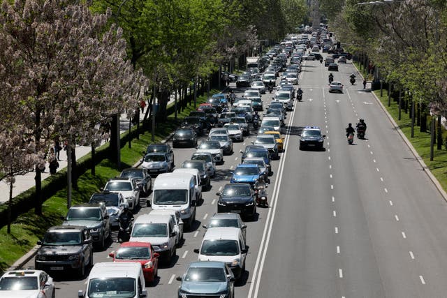 <p>As traffic jams grow, as many as 500 flights to and from the Iberian peninsula are jeopardised</p>