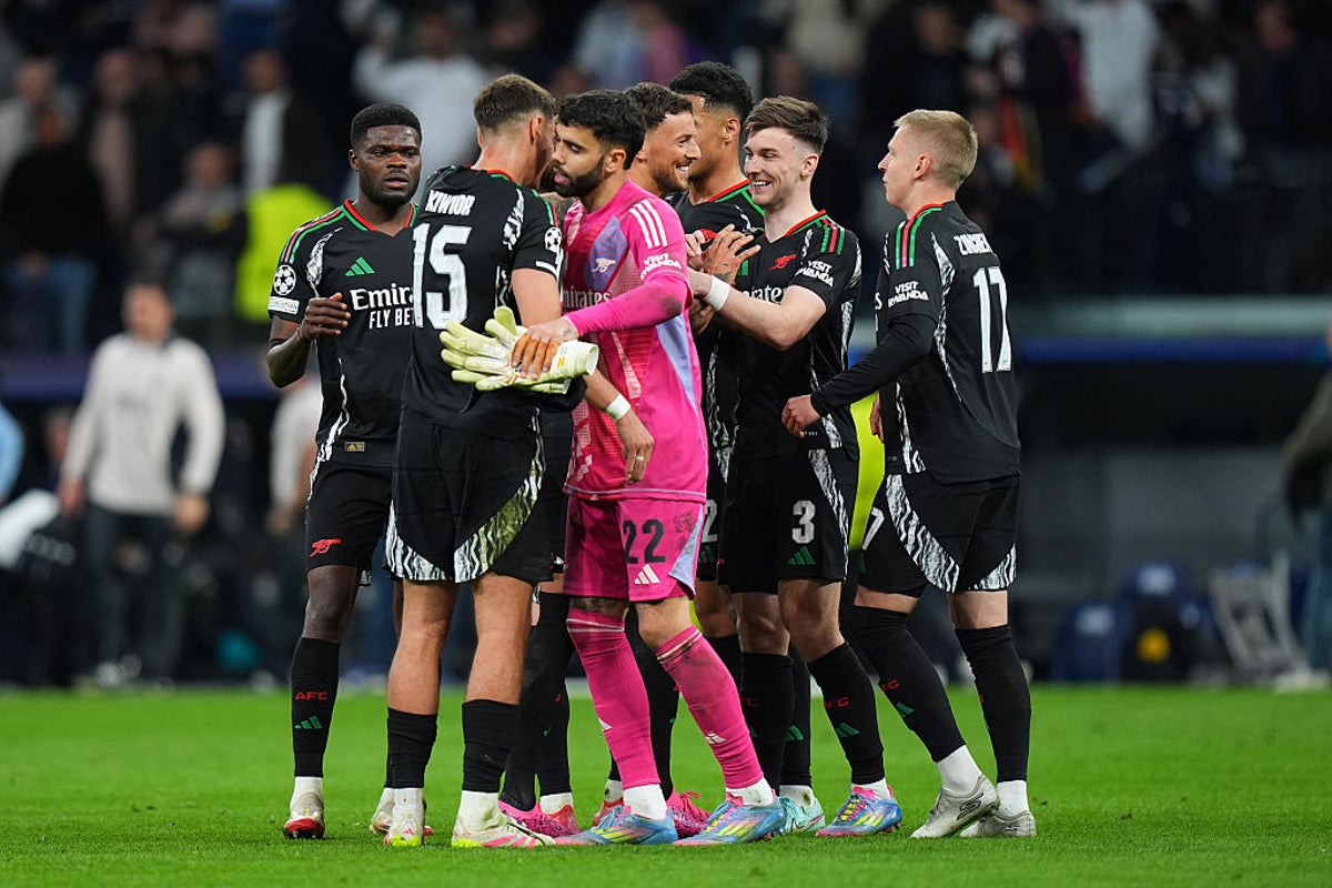 Arsenal dig deep in search of fine margins required to conquer Paris St-Germain - and ‘write their own history’ Arsenal dig deep in search of fine margins required to conquer Paris St-Germain - and ‘write their own history’