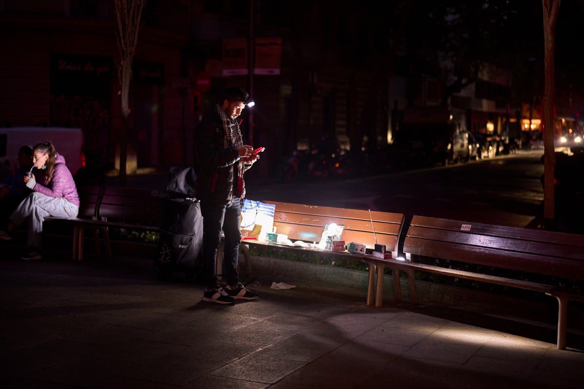 Warning as Spain suffered multiple incidents in build-up to full blackout