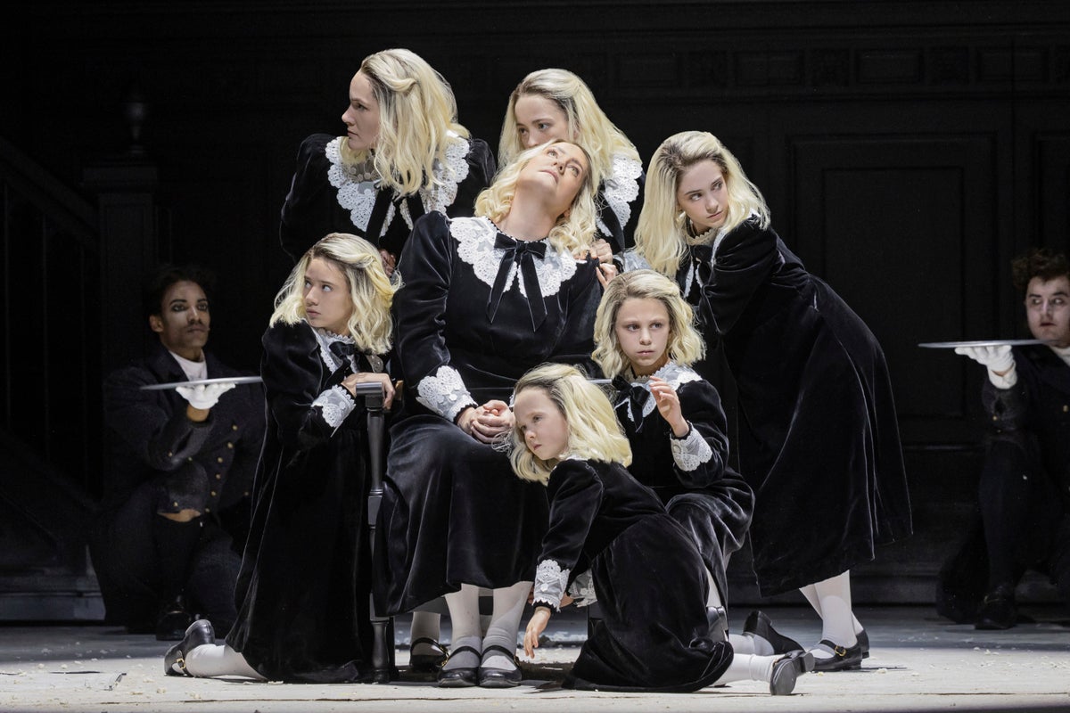 Soprano Elza van den Heever has nightmares from her disturbing portrayal of `Salome'