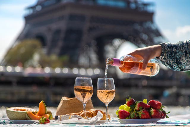 <p>Pours of chablis or sancerre are being substituted for a cheaper sauvignon</p>