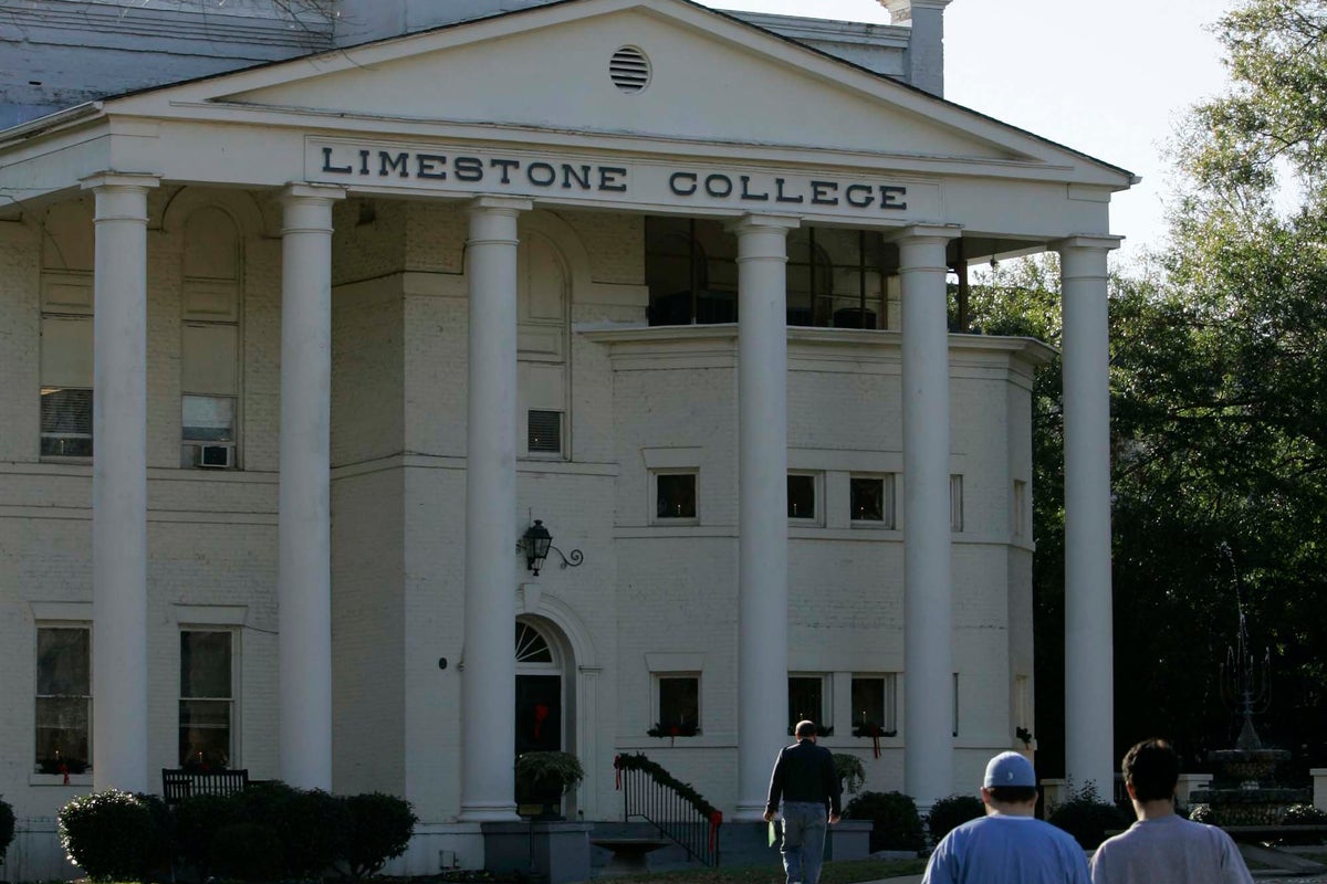 A 180-year-old private South Carolina university is closing after a $6M fundraising drive fails