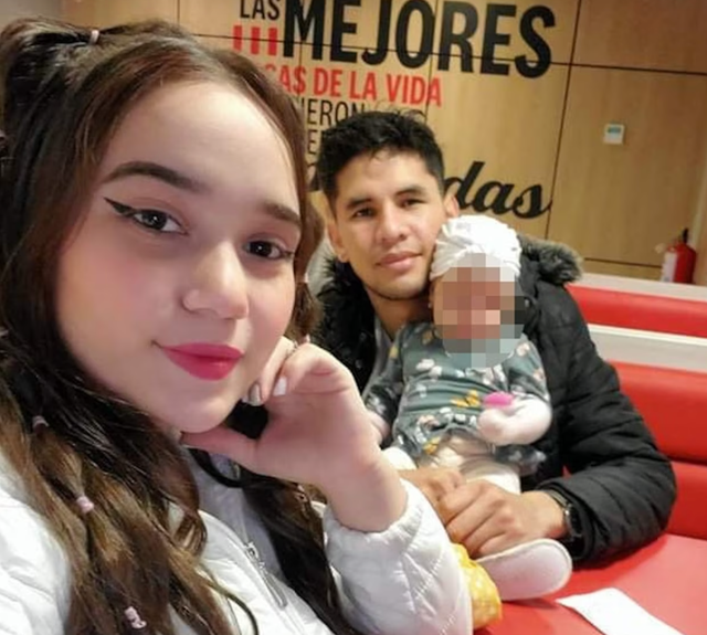<p>Yorely Bernal Inciarte and Maiker Espinoza Escalona with their two-year-old daughter Maikelys Antonella Espinoza Bernal</p>