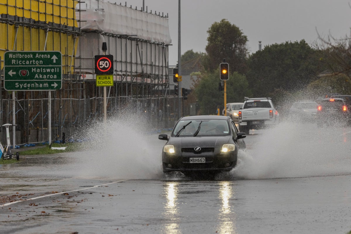 New Zealand hit by destructive winds, heavy rain and snow and high waves