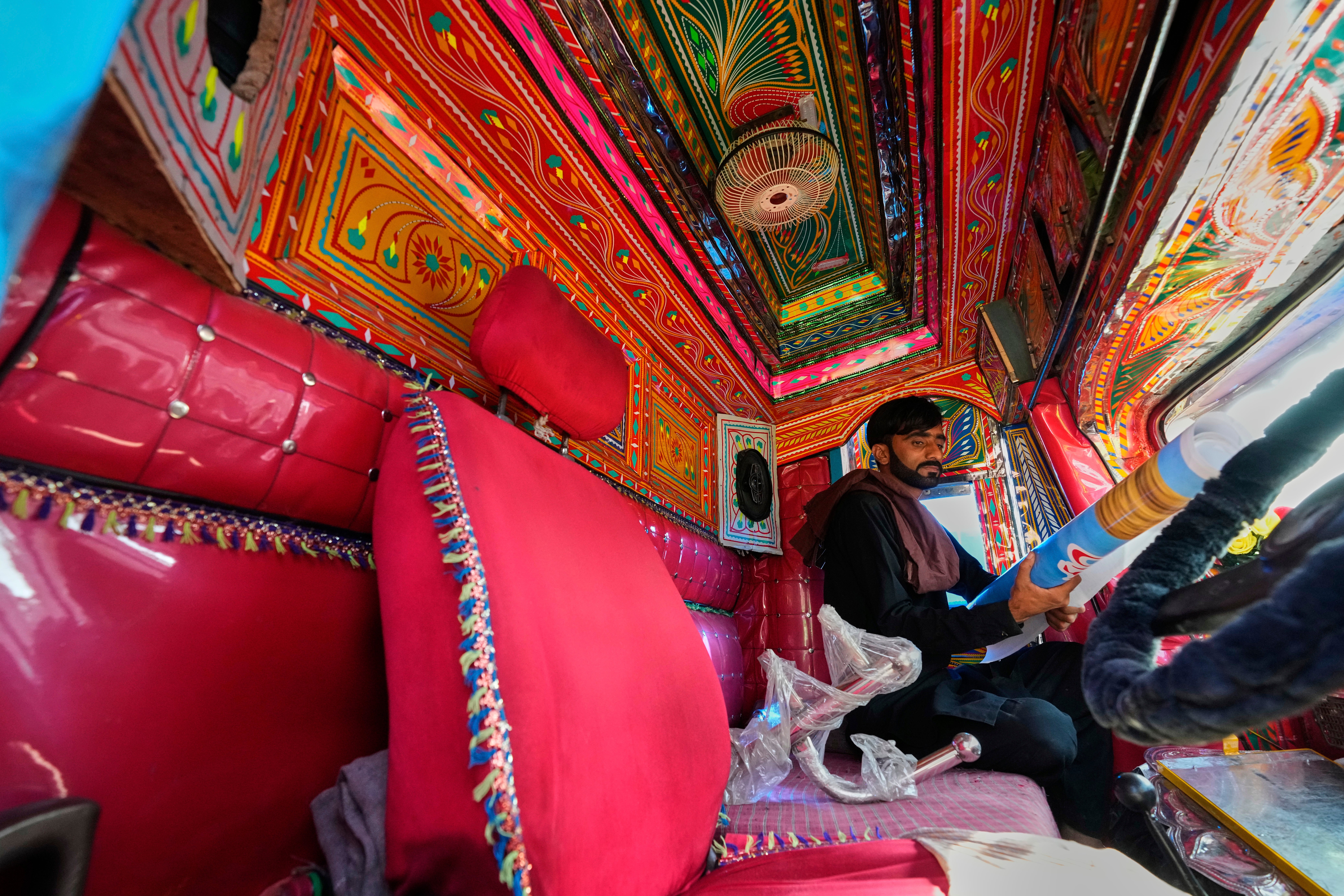 Pakistan-Truck Art-Photo Gallery