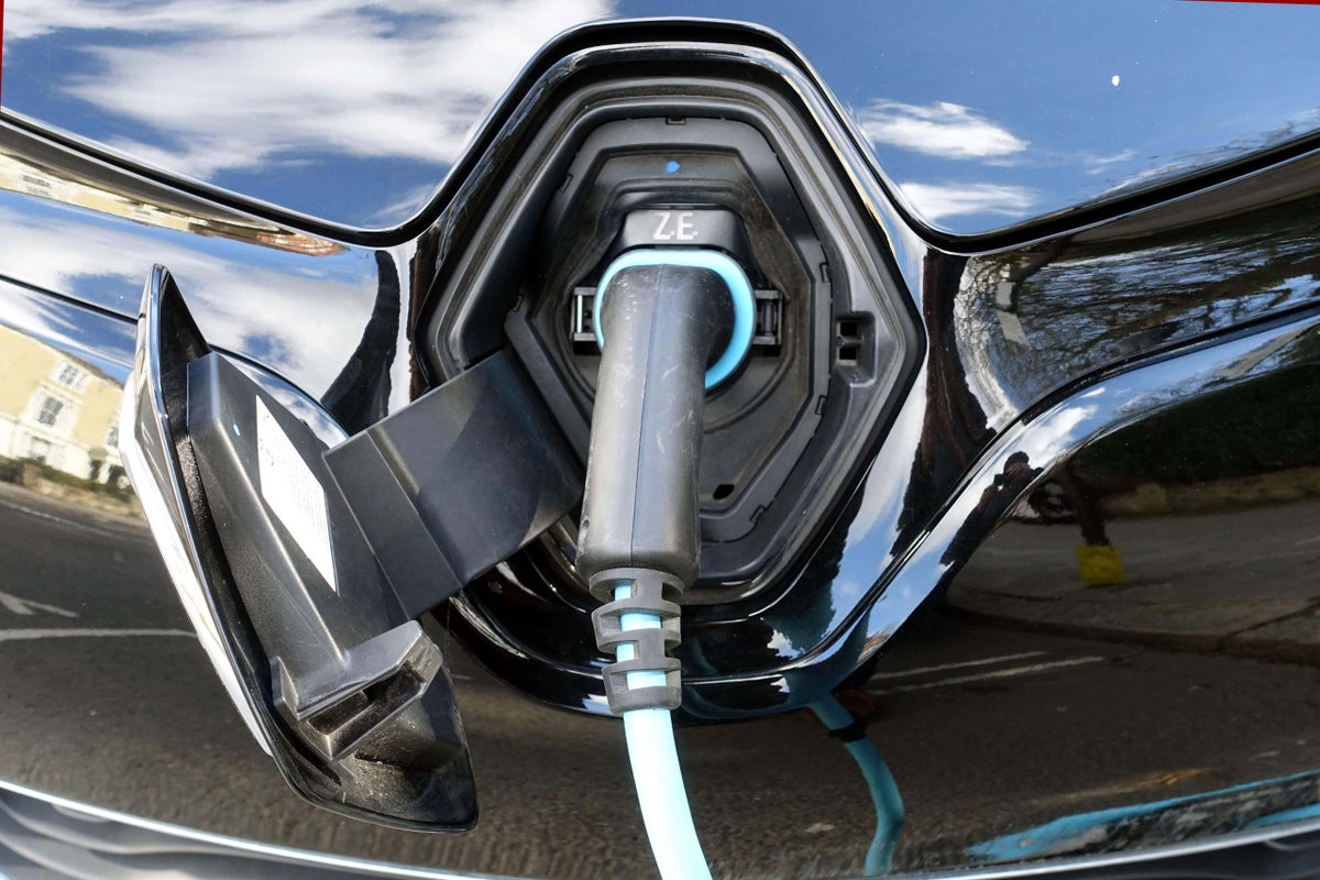 EVs could power homes if UK suffers major power cut – think tank