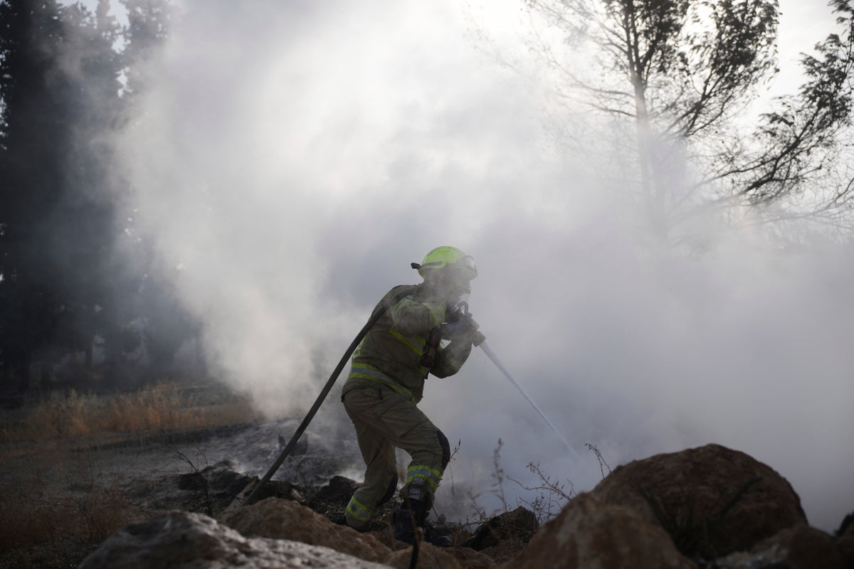 Several countries sending firefighting planes to Israel to help tackle major wildfire