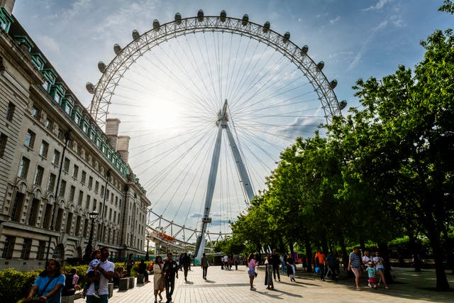 <p>People were left trapped in the glass domes after the London Eye temporarily broke down</p>