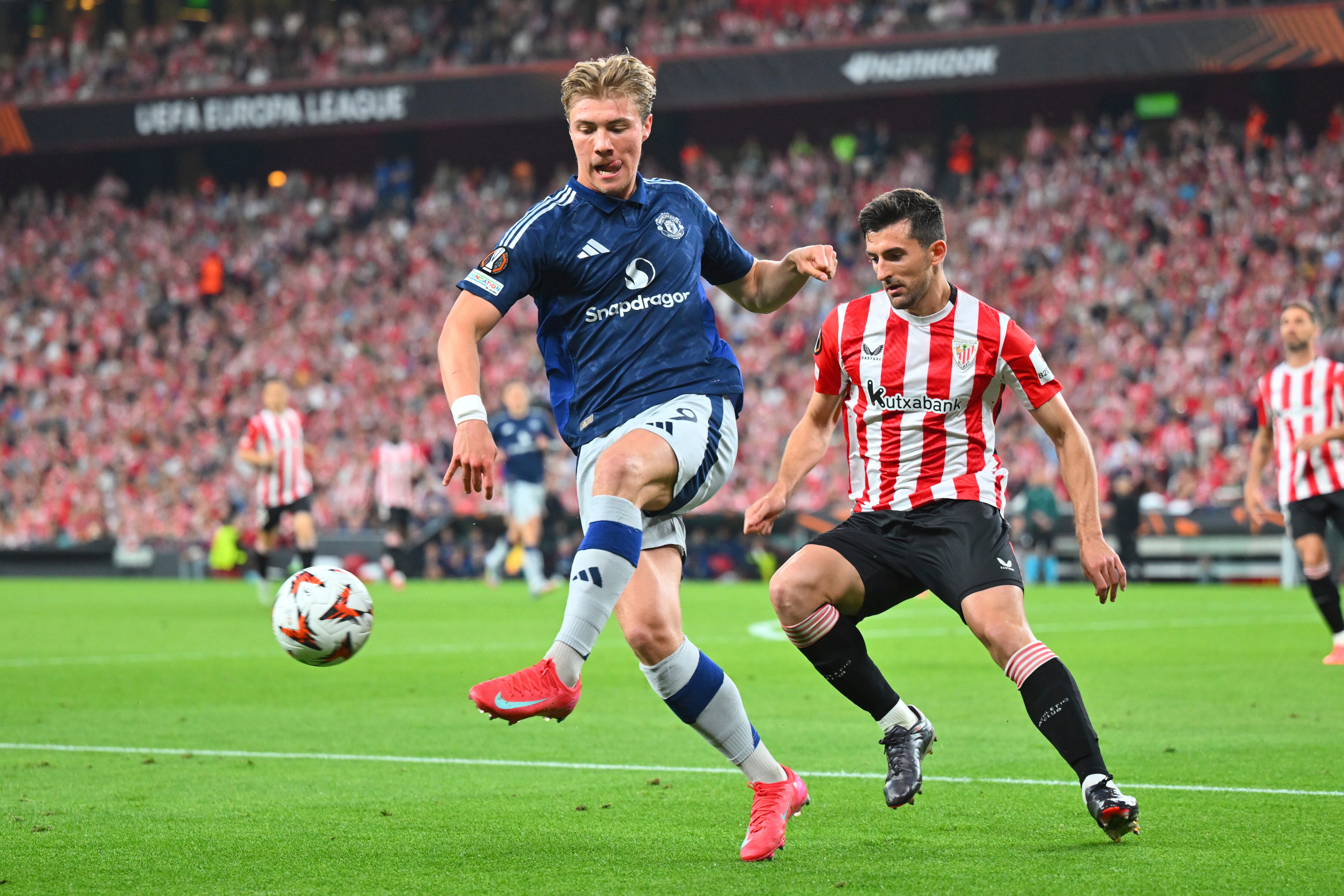 Rasmus Hojlund in action against Athletic Bilbao